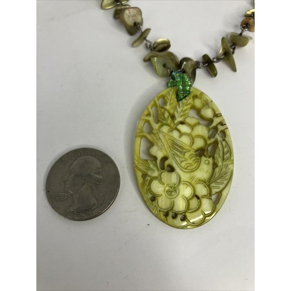 Mother Of Pearl Green Asian Bird Themed Adjustable Choker - Picture 2 of 8